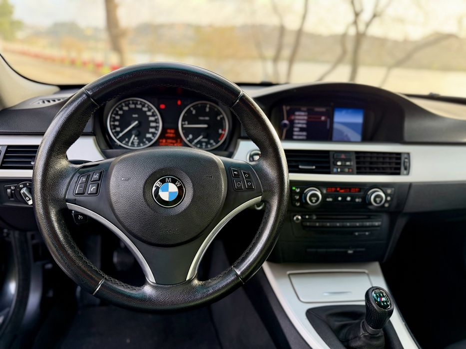 Bmw 318D Touring LCi