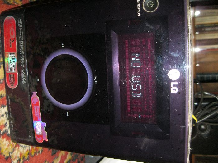 DVD микро HiFi система LG модель № FB-D163X