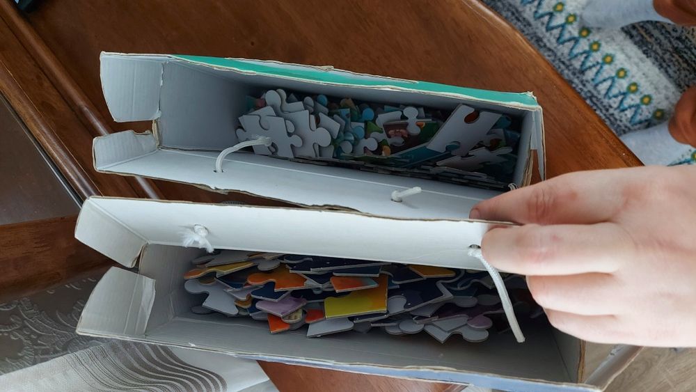 Продам пазли разом 2 уп.