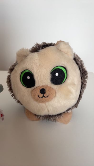 Bonecos vários novos