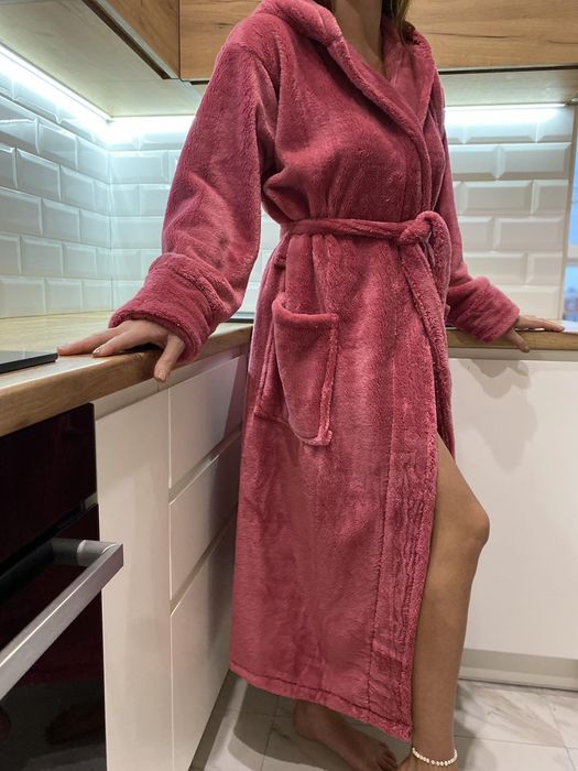 Теплий довгий жіночий халат, махровий. Опт та роздріб.