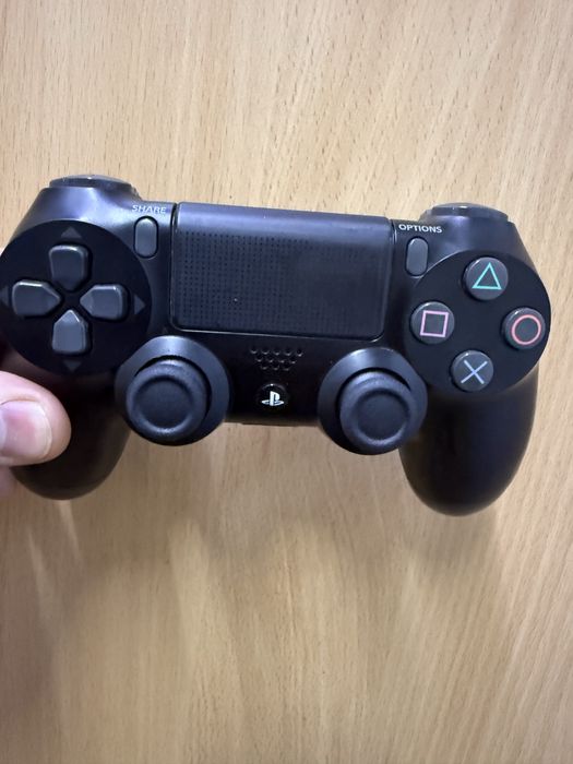 Sony PlayStation 4  slim 500