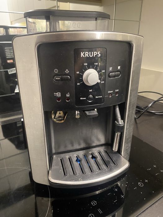 Ekspres Krups EA8010