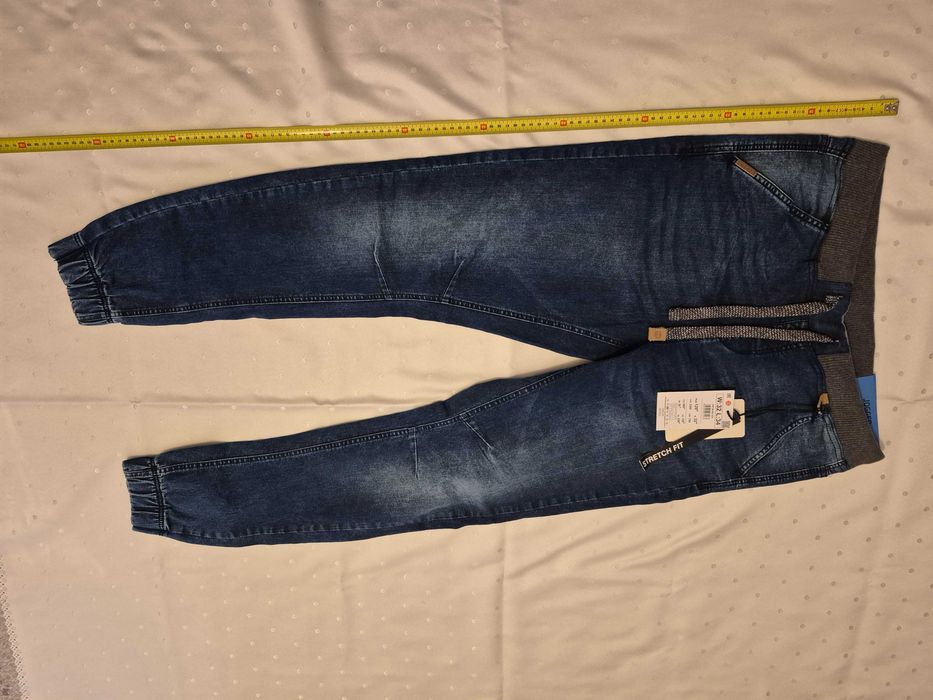 Spodnie jeans Joggery