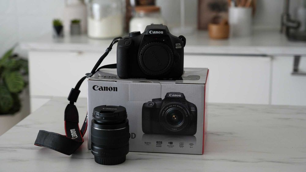 Canon EOS 4000D + lente 18-55mm | Praticamente nova
