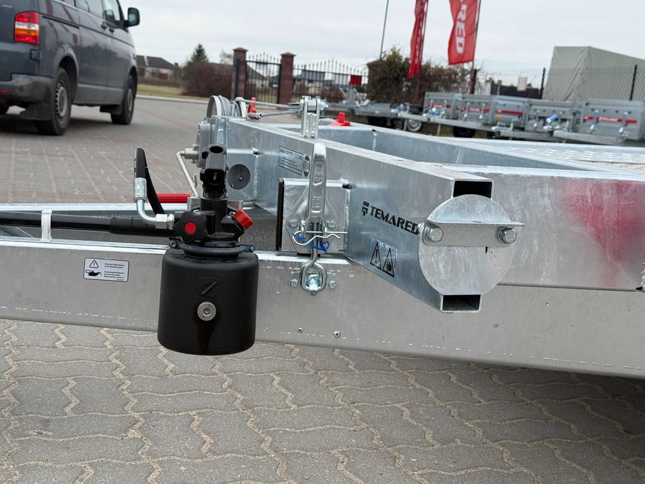 Laweta uchylna hydraulicznie  TEMARED CARKEEPER 5820/3 DMC:3.5T