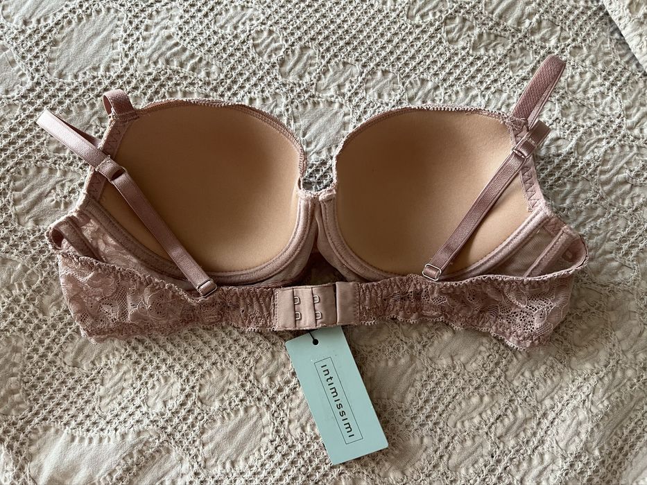 Бюсгальтер , білизна Intimissimi