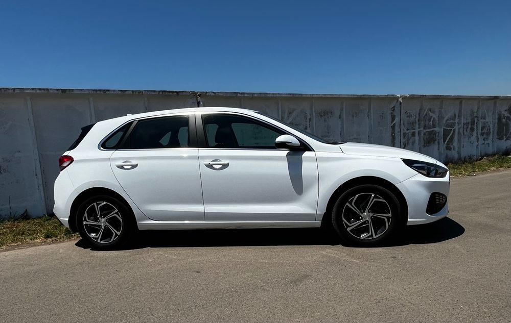 hyundai i30 2021