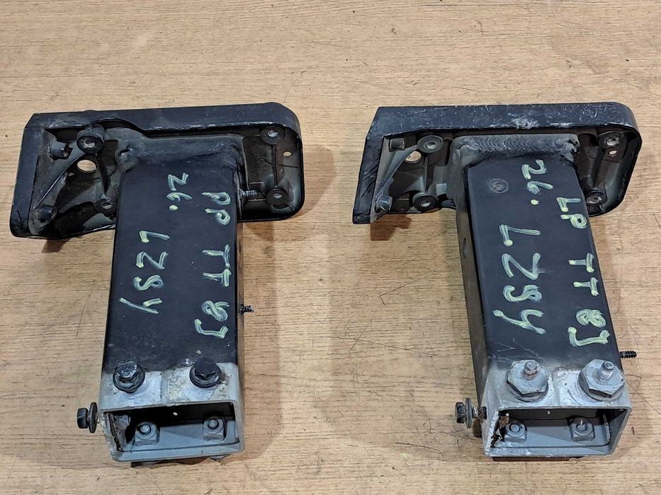 Strefa zgniotu podłużnica AUDI TT 8J Lewa + Prawa 2 szt LZ9Y