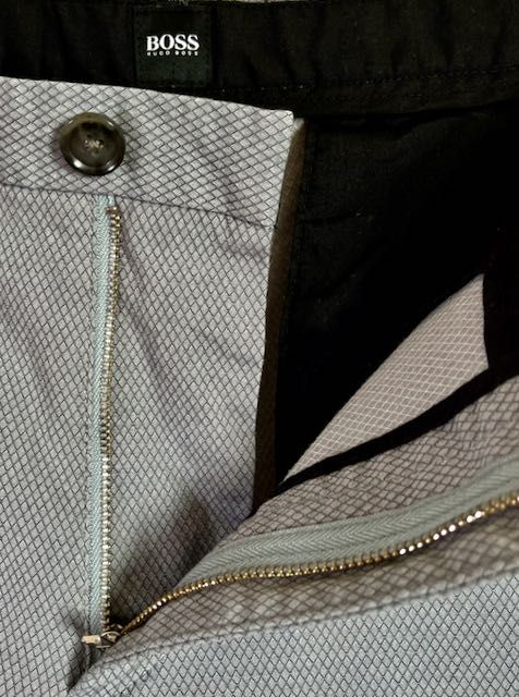 Krótkie spodenki casualowe marki Hugo Boss