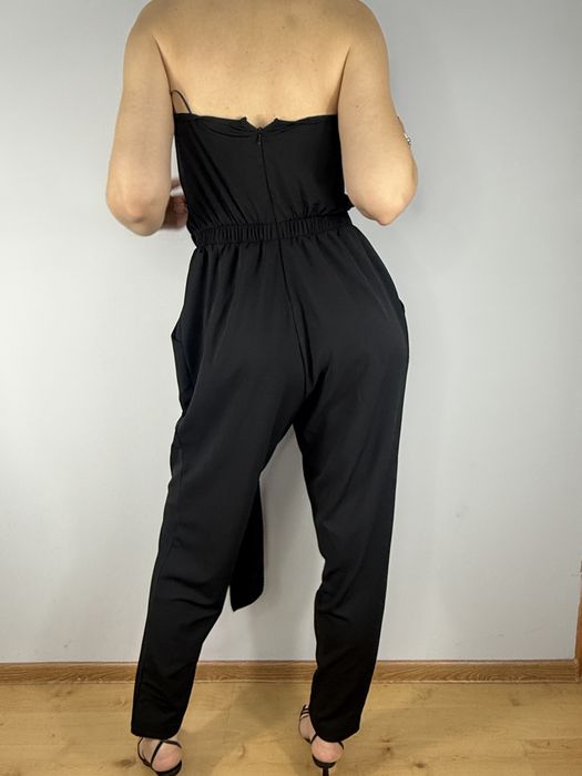 Czarny elegancki kombinezon z prostą nogawką Bonprix rozmiar 42 XL