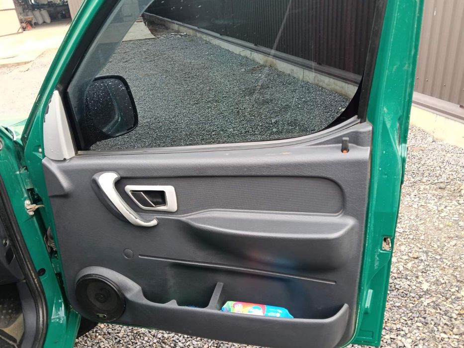 автомобіль Citroen