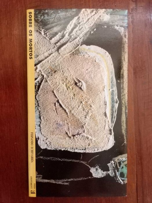 Fernando Echevarría - Sobre os mortos