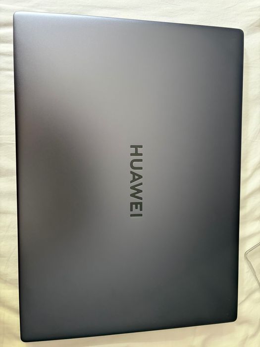 Huawei matebook 16s
