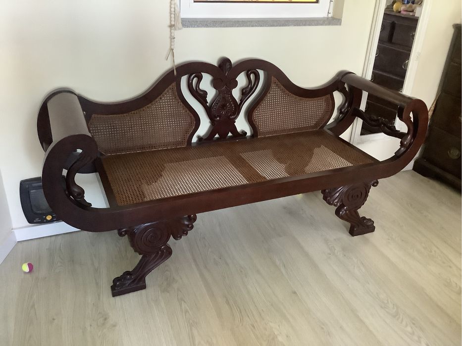 Canapé antigo em exelente estado de conservação para venda