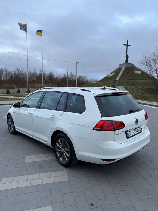 Гольф 7,2015 рік,240 000 пробіг