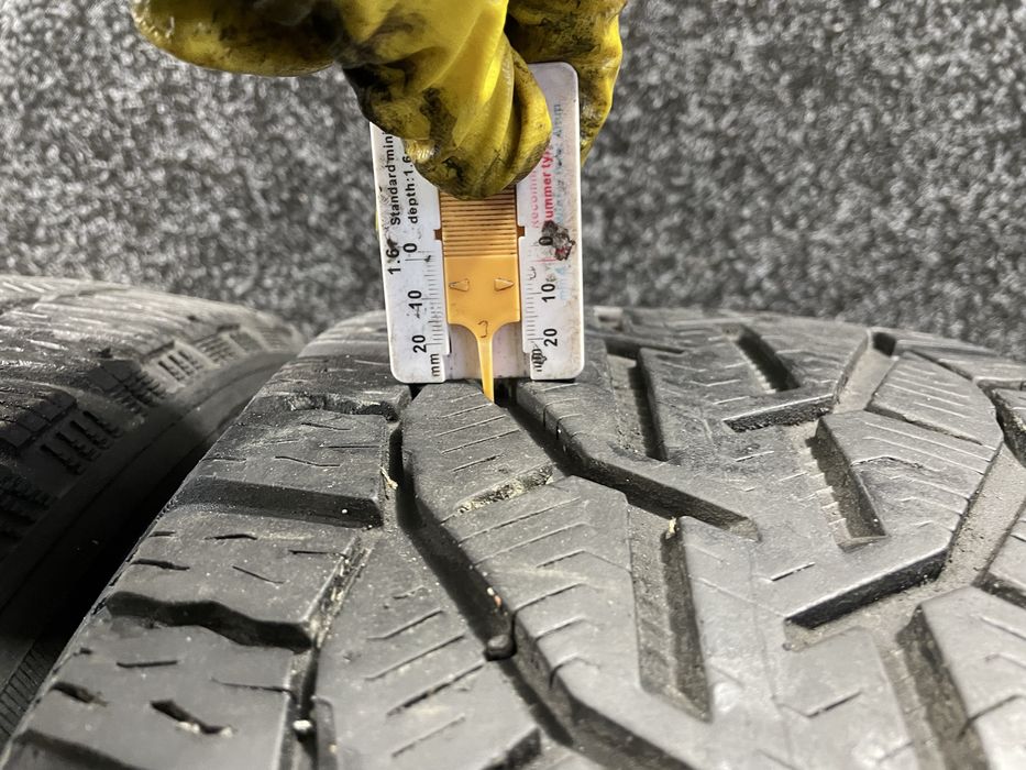 Sebring 235/55R18 SUV Snow