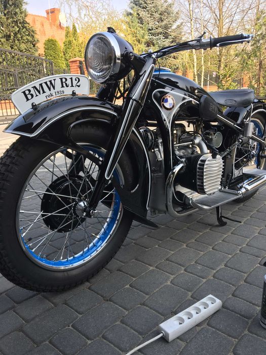 Motocykl BMW R12 1939r w pełni odrestaurowany.