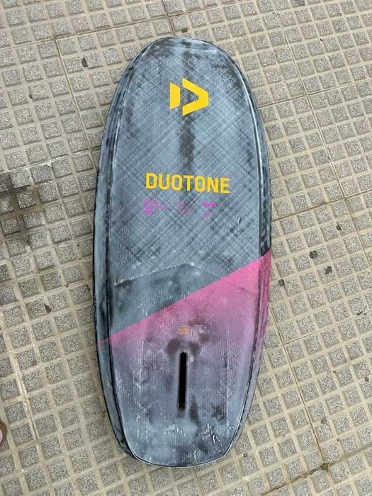 Prancha Duotone SkyStyle 4'5 Slalom Race wingfoil