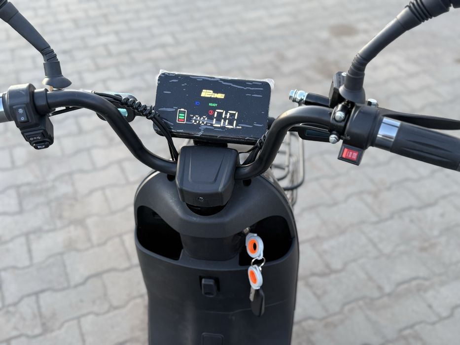 Електроскутер IDemo UNO