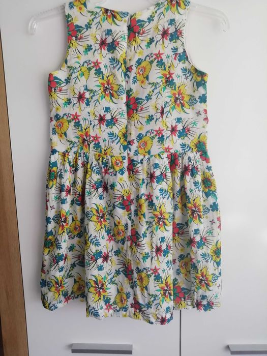 Sukienka zebralina 140