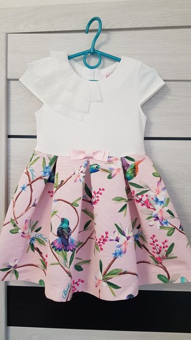 Нарядное праздничное красивое платье плаття пишне сукня святкова пишна