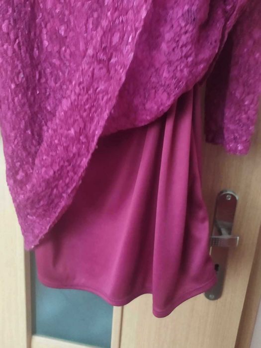 bordowa tunika koronka