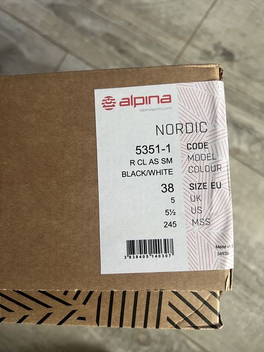 Buty do nartorolek Alpina R CL AS SM do stylu kalsycznego - 38 rozmiar