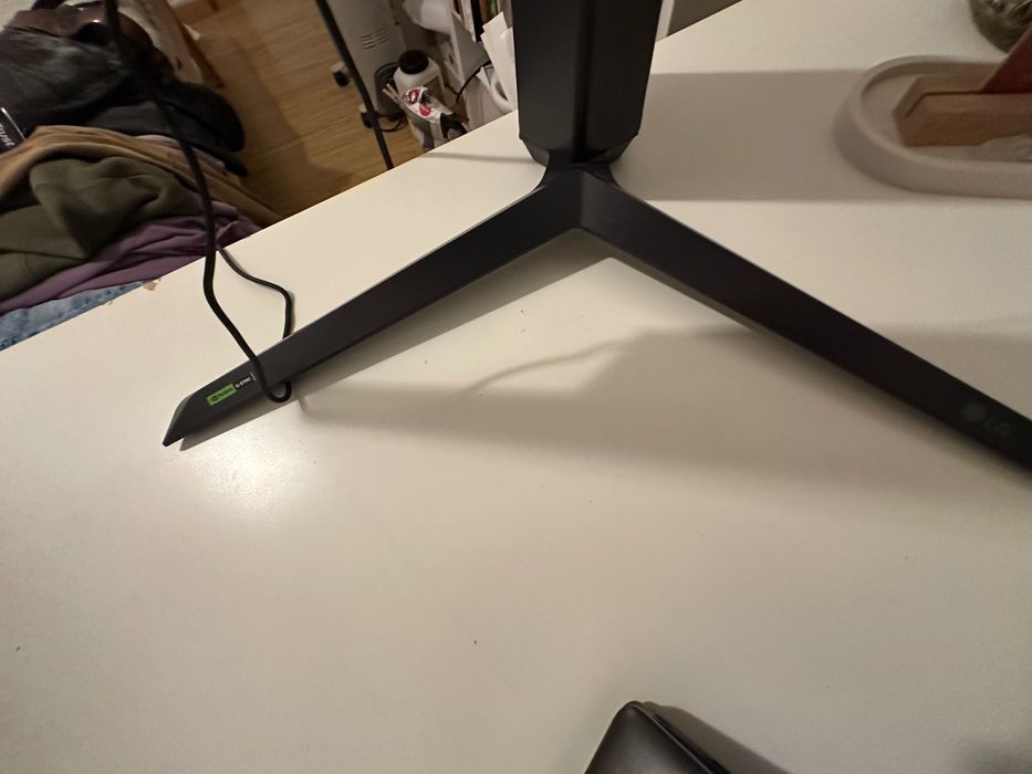 Monitor LG UltraGear 27Zoll QHD 165Hz – Quase Novo