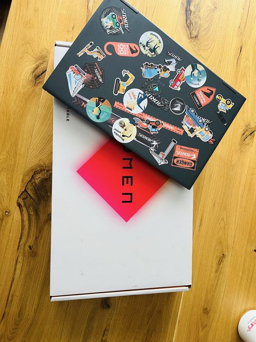 Laptop HP OMEN 15 | Ryzen 7 | RTX 2060 | 16GB RAM | 1TB SSD | 144Hz | Box I