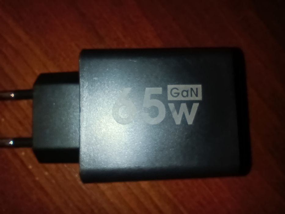 Блочок зарядки 65w GaN 3 входа