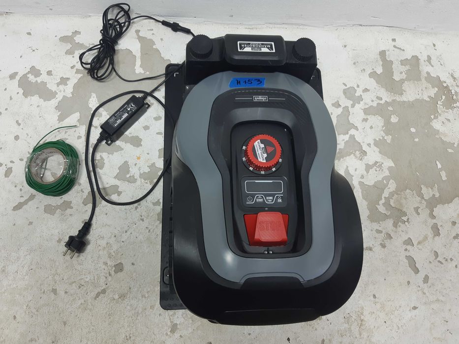 Agregat Robot  koszący Scheppach na 500 m2 18 cm Szerokości