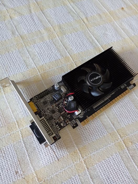 Placa gráfica NVIDIA GT 210