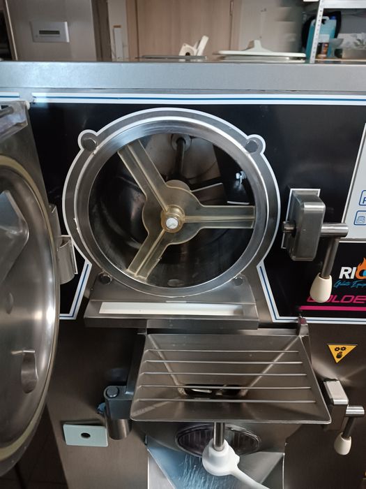 Coldelite compacta 3004 grup carpigiani maszyna pasteryzator do lodów