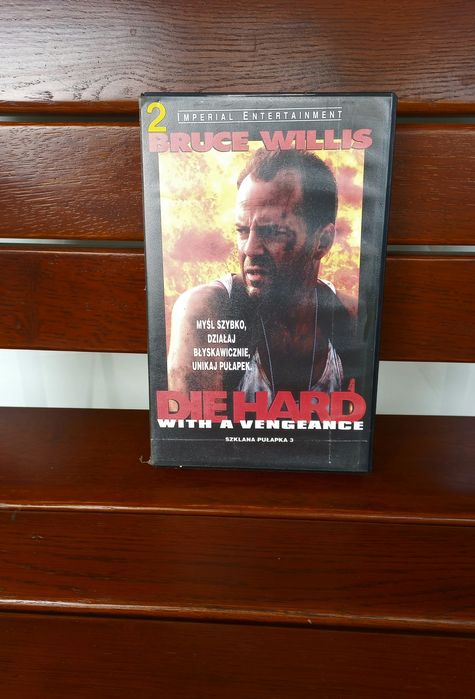 Kasety vhs wideo video.  Szklana pułapka 3   VHS.