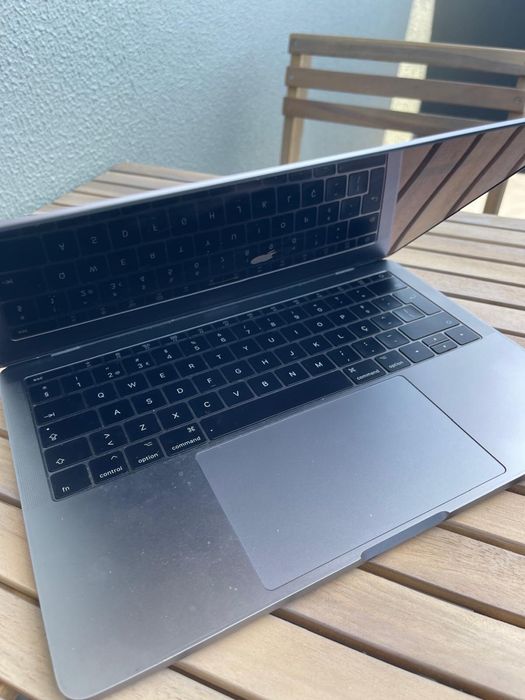 MacBook Pro 13 como novo