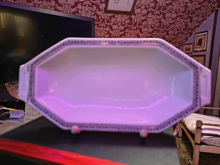 Porcelanowy pólmisek