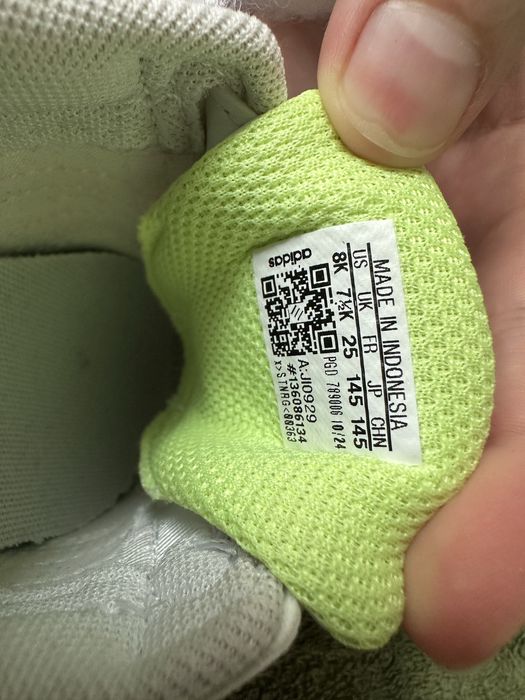 Дитячі кеди для дівчинки adidas Breaknet