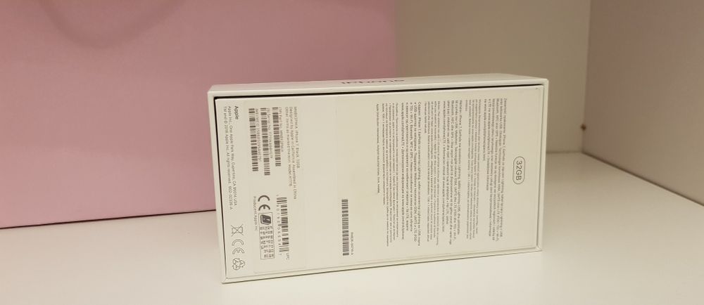 Oryginalne pudełko na IPhone 7 32 GB