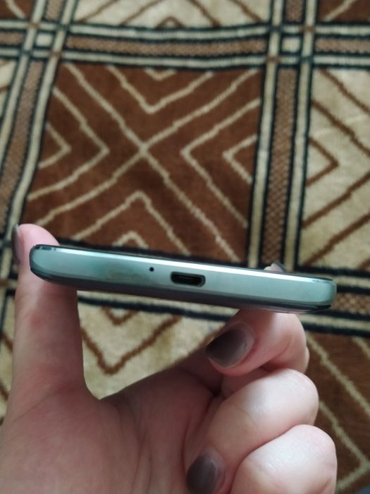 Продам телефон Leagoo m5 на запчастини