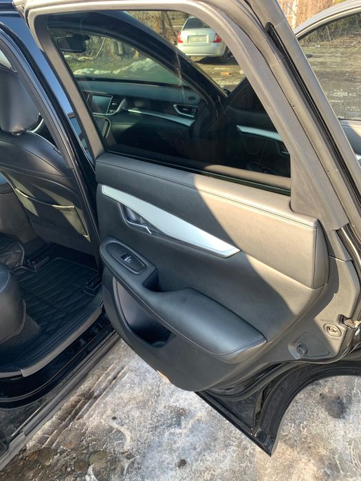 Infinity Qx50 кросовер