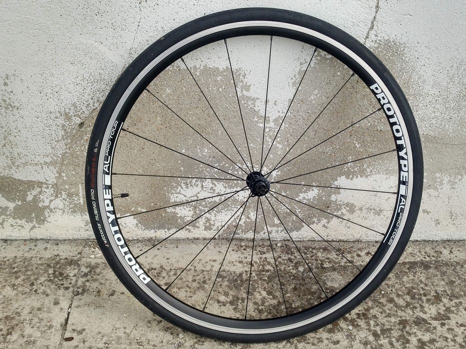 Rodas de Estrada Prototype Pro Tour AL (Alumínio) - S/ Pneus