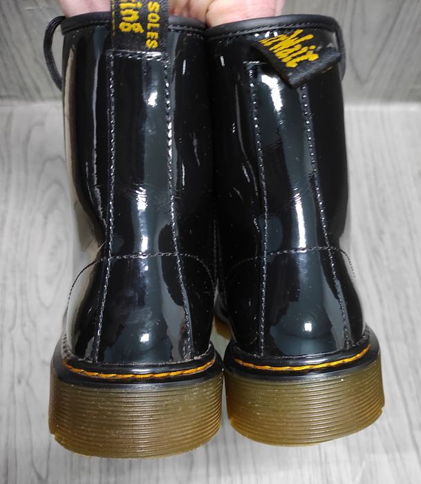 37 Dr.Martens оригінальні жіночі шкіряні ботинки