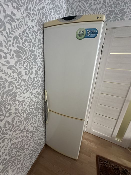 Холодильник Б/У самовывоз