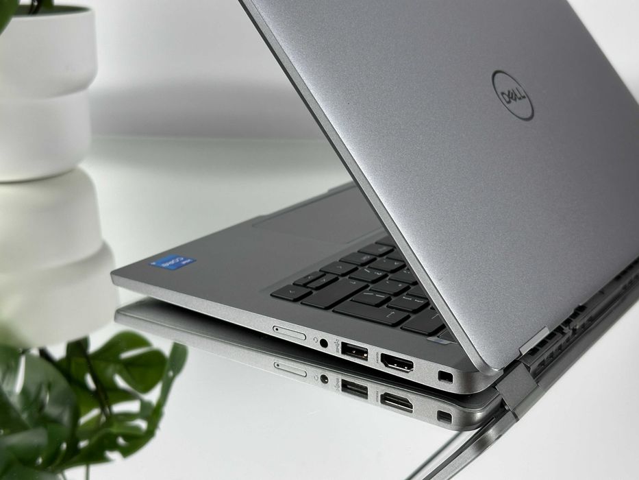 Biznesowa MOC Laptop Dell Latitude 5330 13,3" i5 12GEN 16GB 256GB FHD