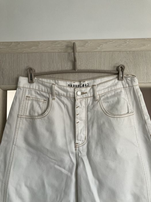 spodnie baggy fit curve fit wide leg loose high waist białe jeans denim