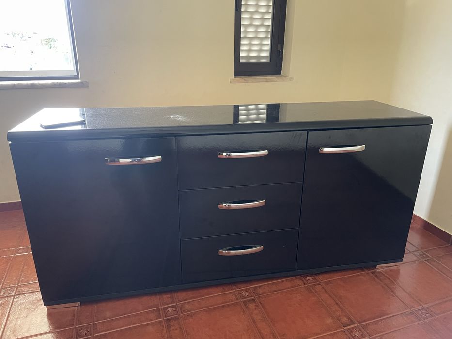 Armario sala preto NEGOCIAVEL