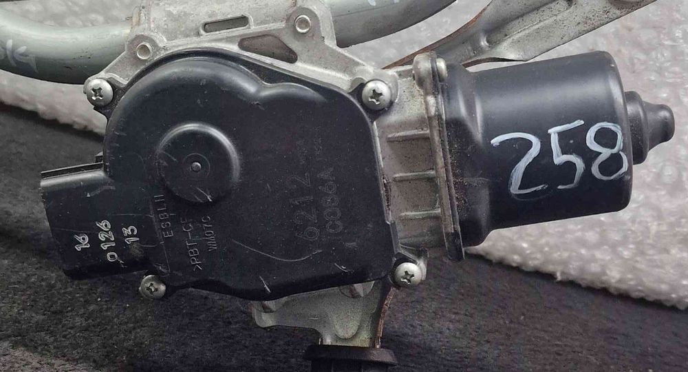 Motor Limpa Vidros Frente RENAULT CAPTUR I (J5_, H5_) ano 2014