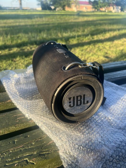 Блютуз колонка JBI