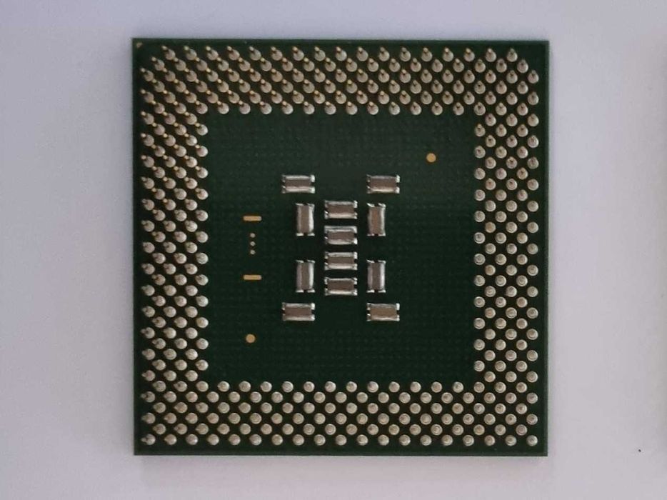 Vintage processor - Intel Pentium III 700Mhz - 200064585047612033121